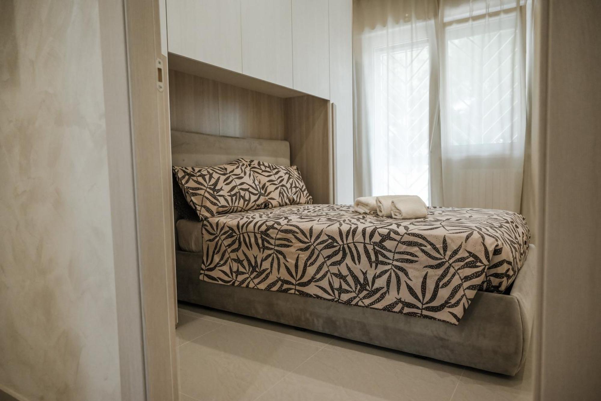 L'Albero Di Giada Apartment Бари Екстериор снимка