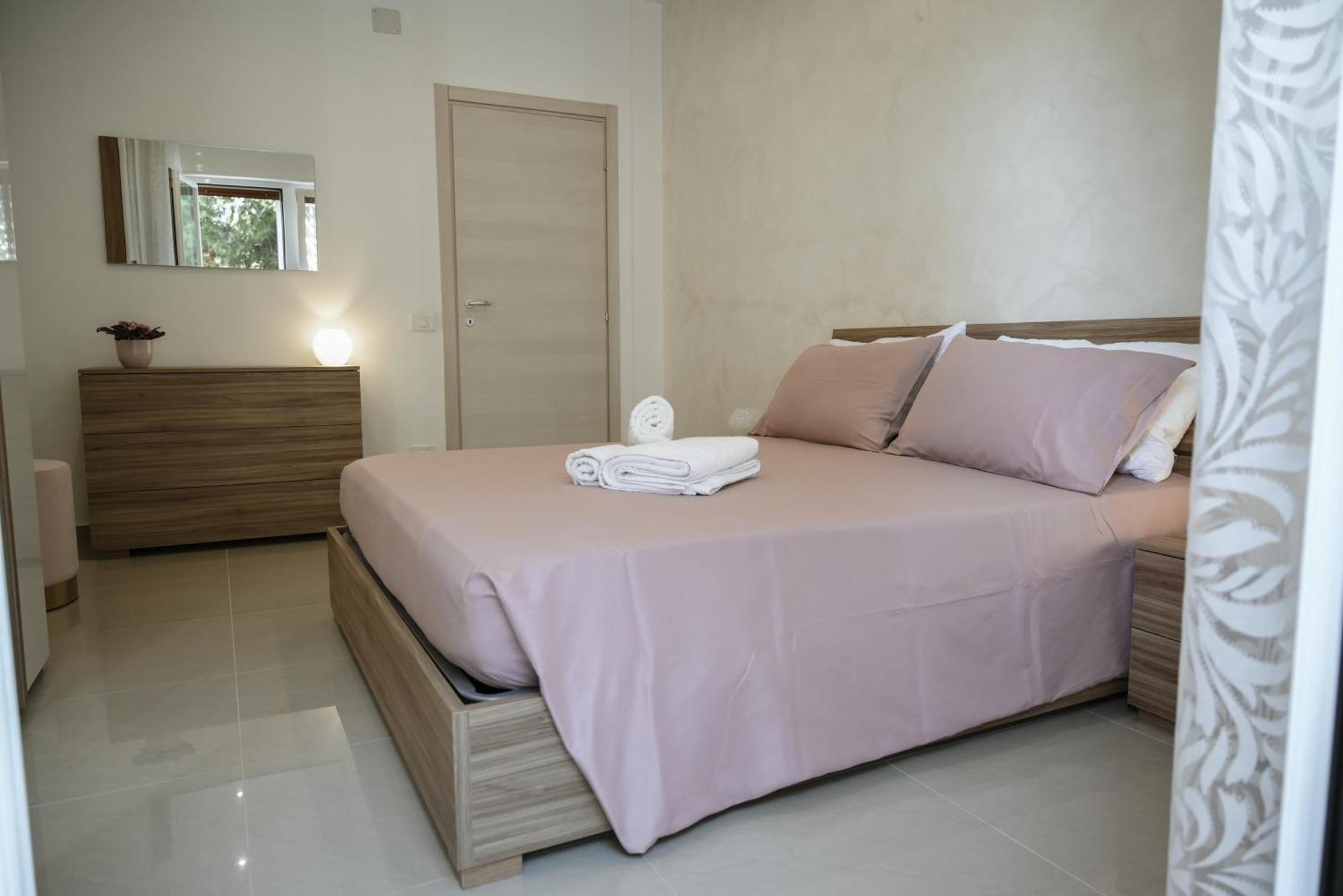 L'Albero Di Giada Apartment Бари Екстериор снимка